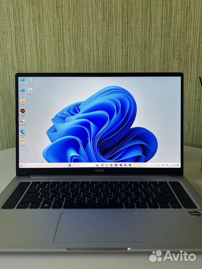 Ноутбук Honor magicbook 16