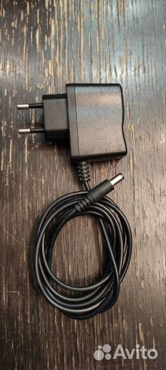 Зарядное устройство