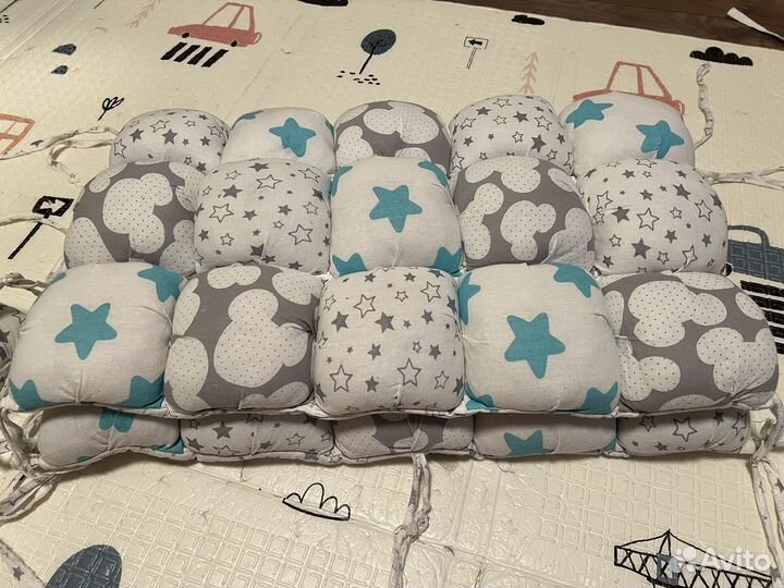 Бортики в детскую кроватку бонбон