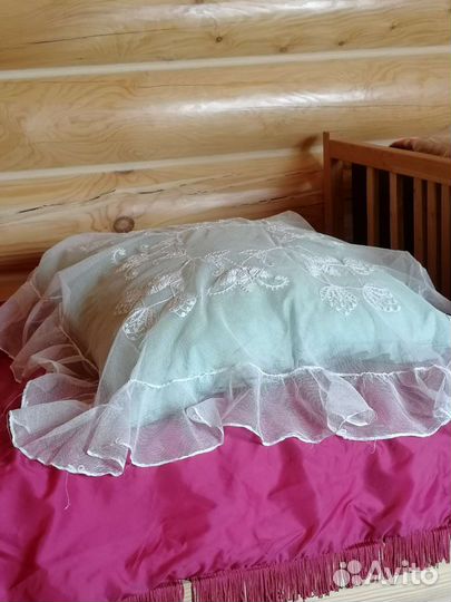 Старинная накидка на подушку