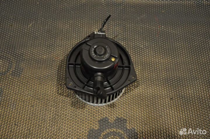 Мотор печки mitsubishi pajero sport K94W