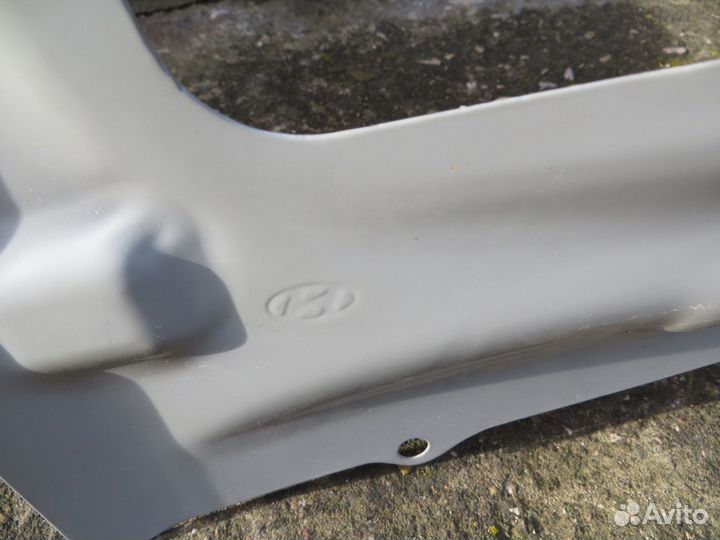 Крыло заднее правое Hyundai Elantra 5 (MD)