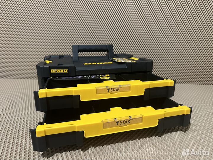 Ящик для инструмента dewalt tstak IV dwst1-70706-2