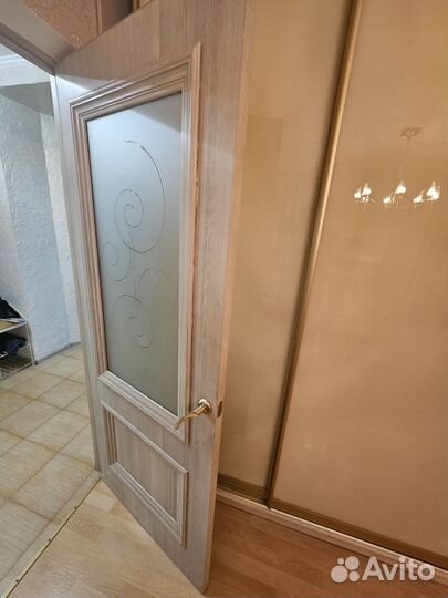 Межкомнатные двери бу с коробкой, наличники замки