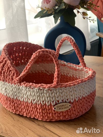 Корзинка трикотажная для пупсика
