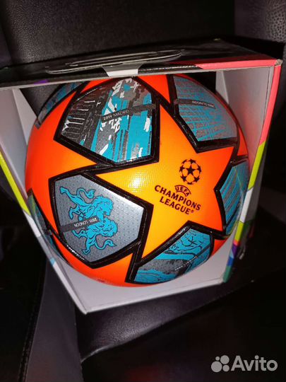 Футбольный мяч adidas зимний лига чемпионов Pro