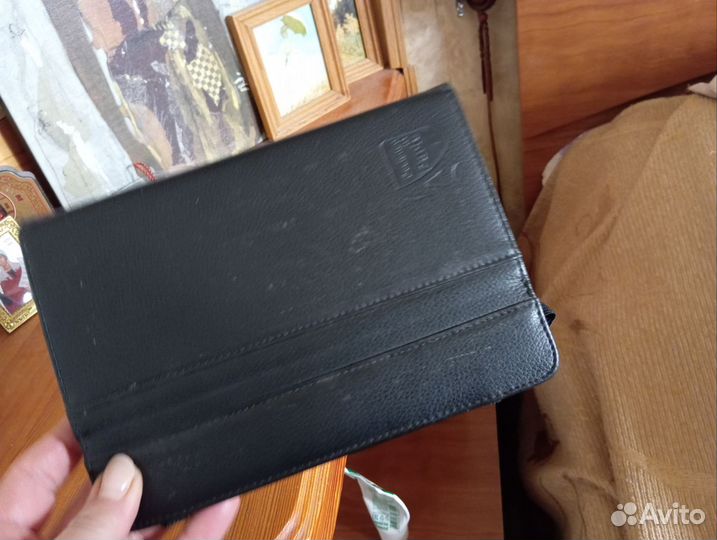 Футляр для планшета