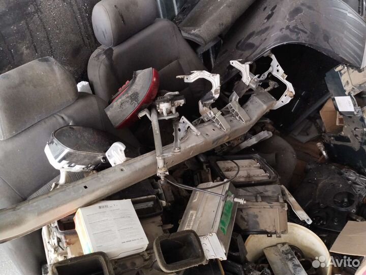 Запчасти на audi a6 с5