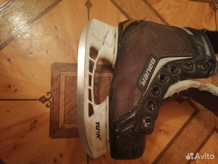 Коньки хоккейные Bauer 28