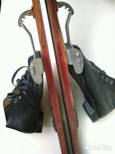 Ботинки лыжные