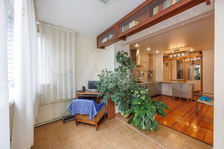 2-к. квартира, 84,6 м², 2/10 эт.