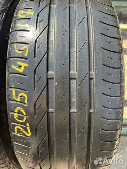 Bridgestone Turanza T001 205/45 R17