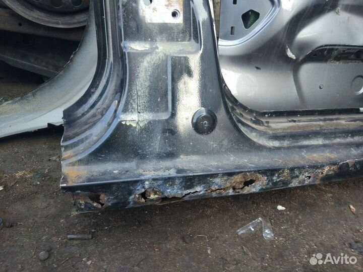 Стойка средняя правая Chery Bonus A13 2011 г