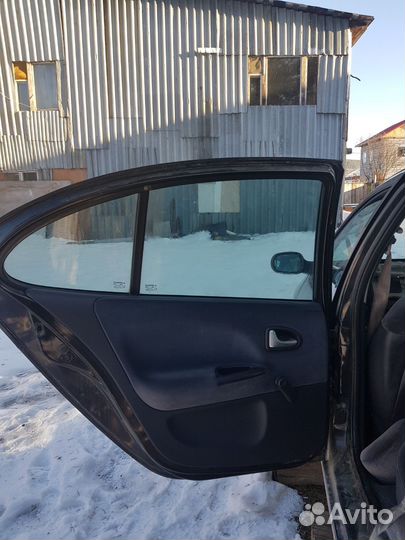 Двери на рено меган зад и передний