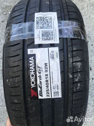 Yokohama BluEarth AE51 225/40 R18 92W