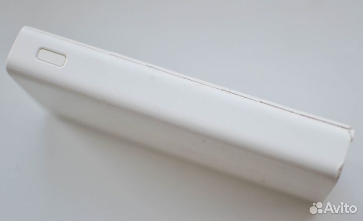Портативный аккумулятор Xiaomi Mi Power 2C белый