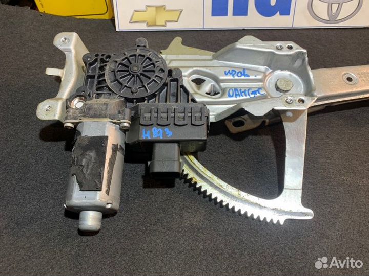 Стеклоподъемник передний правый Opel Astra H GTC