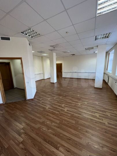 Офис на 2-м этаже бц открытой планировки, 57 м²