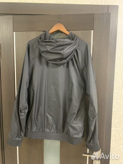 Ветровка reebok outerwear Fleece-lined