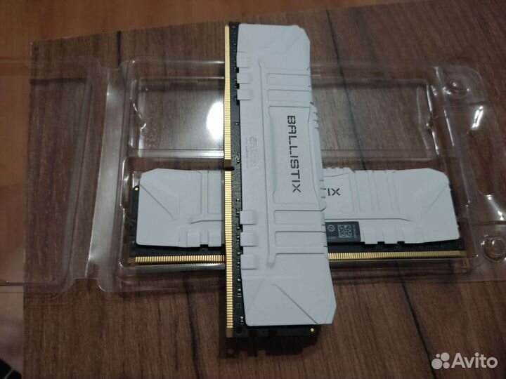 Crucial ballistix ddr4 16gb 3200