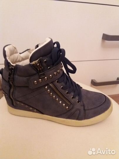 Ботинки женские осенние