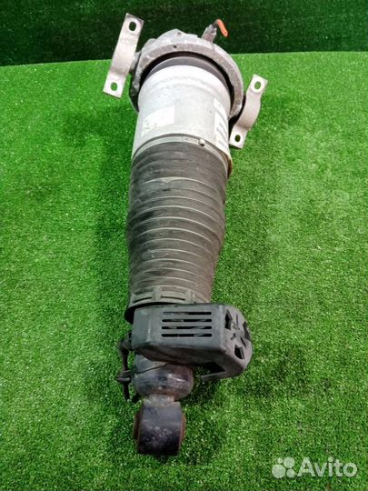 Стойка подвески задняя левая Volkswagen Touareg 7L