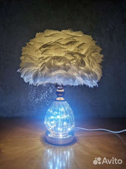 Светильник с перьями три освещения