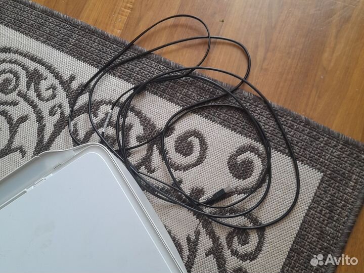 Лайзерный принтер HP DeskJet 2130