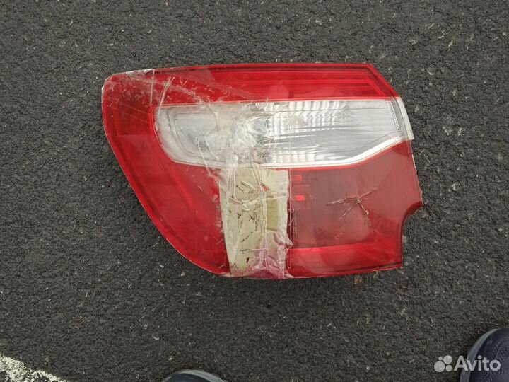 Задние фонари Kia Rio 3 хэтчбек