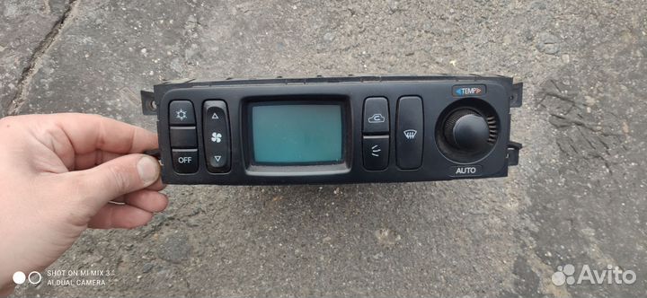 Блок управления климатом RVR