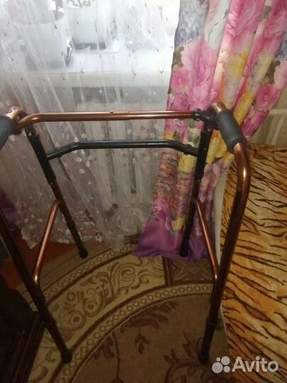 Ходунки для взрослых