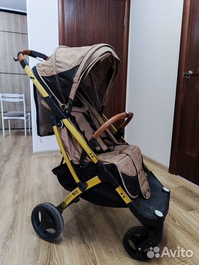 Прогулочная коляска Yoya Plus Max