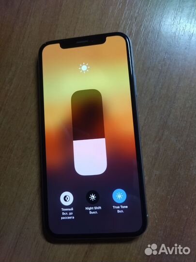 iPhone Xs, 64 ГБ