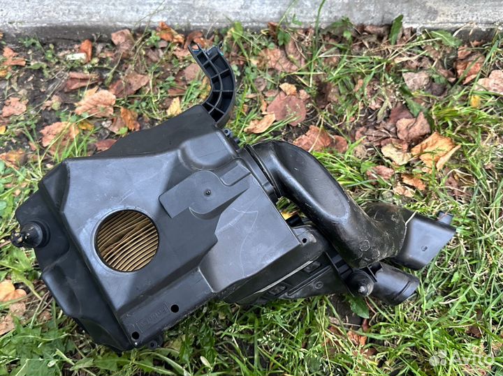 Корпус воздушного фильтра Ford Focus 3 2.0 xqda