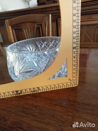 Хрустальная ваза