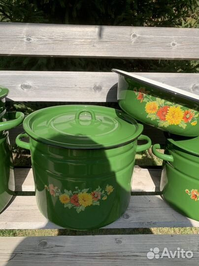 Набор посуды эмалированной новый