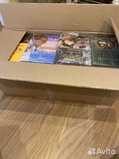 Книги 2 бронь, ждут отправку