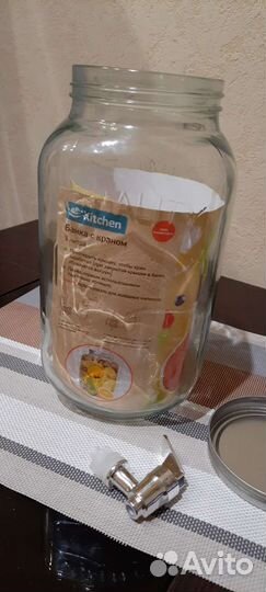 Новая банка с краном 3 л, лимонадница