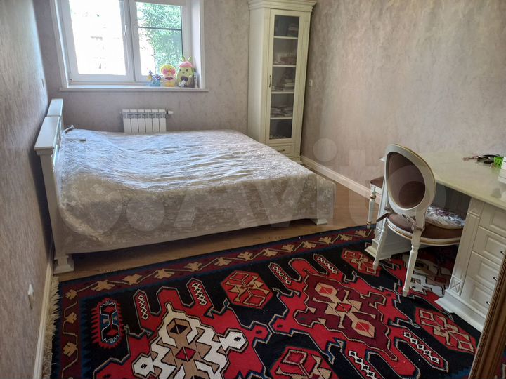 3-к. квартира, 109 м², 3/22 эт.