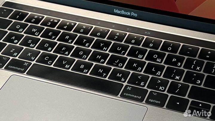 MacBook Pro 13 2017г. 16/256Gb
