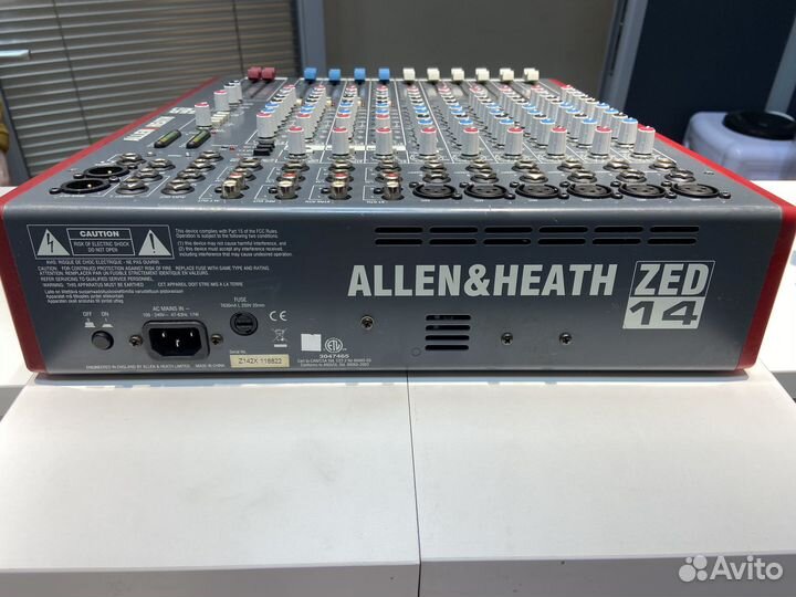 Микшерный пульт Allen&Heath zed14