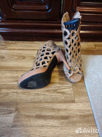Босоножки женские 37 размер