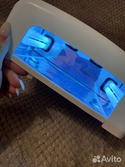 Лампа для ногтей