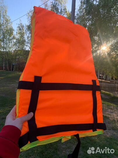 Спасательный жилет SeaSurfer One 500