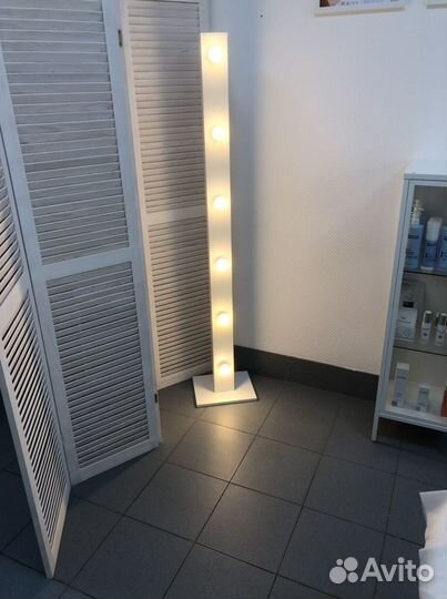 Светильник напольный, стойка с лед лампами