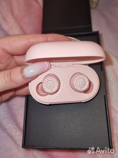 Беспроводные наушники