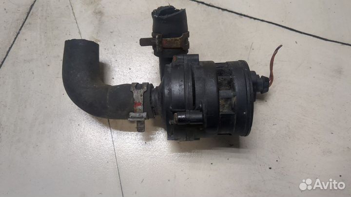 Насос водяной Mercedes GL X164, 2007