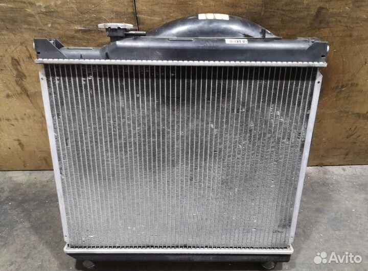 Радиатор двс suzuki grand vitara 1998 год