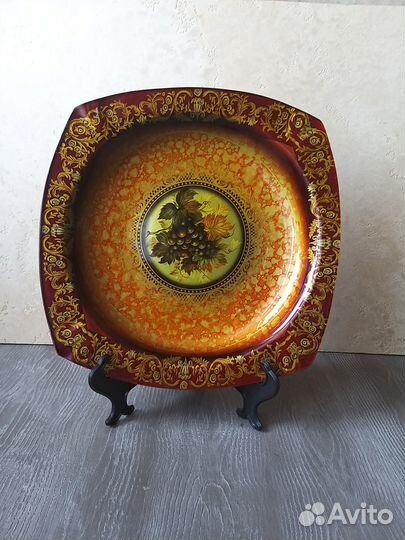 Тарелка декоративная стеклянная