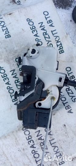 Замок двери передней правой Шевроле Круз